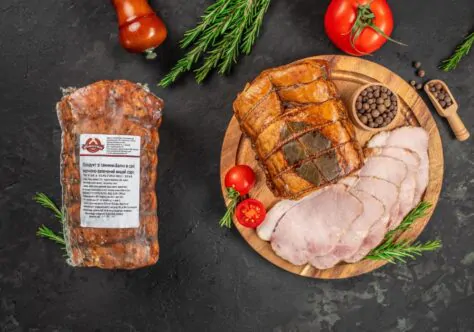 Продукт зі свинини. Балик в салі копчено-запечений вищий сорт.